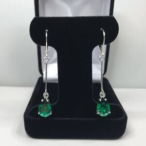 Beautiful 4ctw Pear Cut Emerald Earrings Sterling Silver Lab Grown Simulated